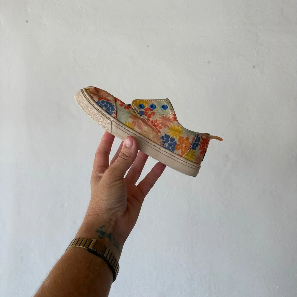 TOMS Alpargata Resident Floral Slip On Sneakers Little Kids Size 11 Canvas